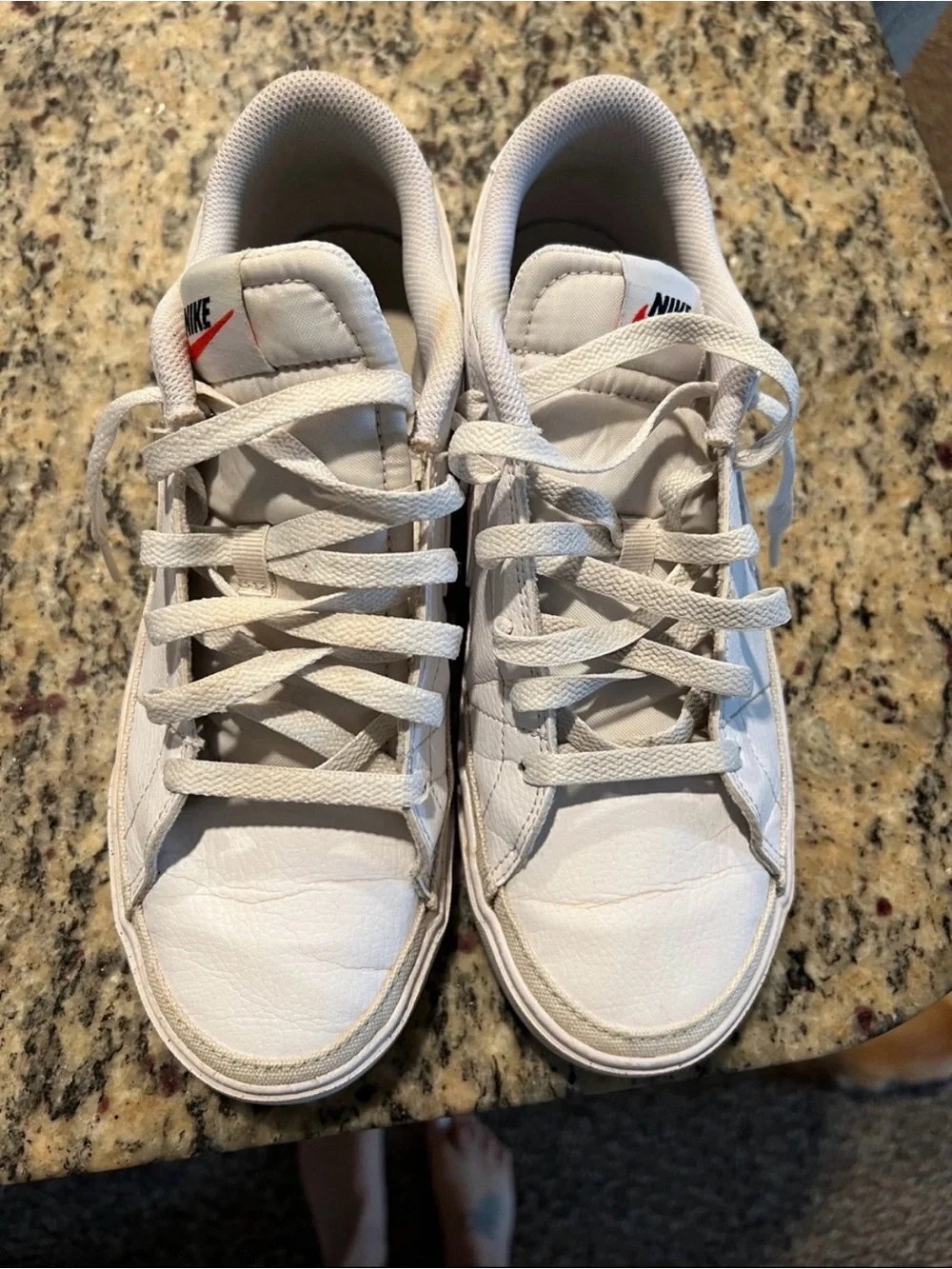 Nike legacy White Low-Top Leather Sneakers